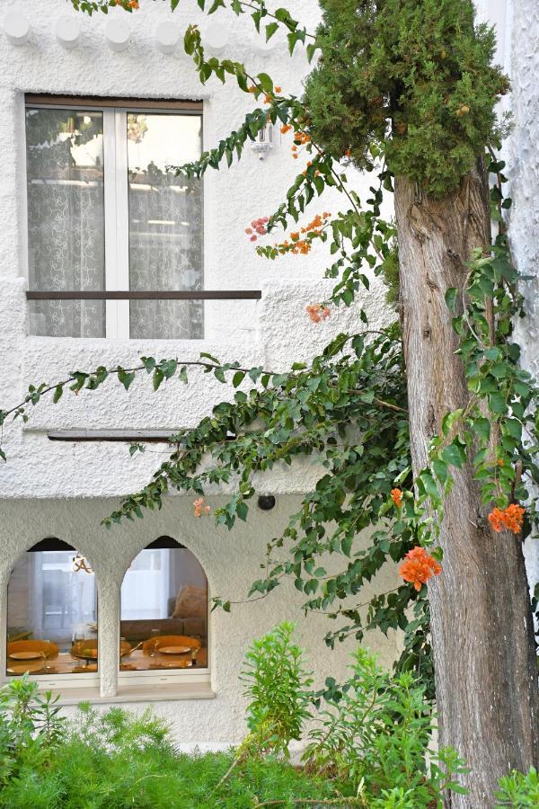 Yellow Jasper - Gemstone Getaway Marbella Exterior foto